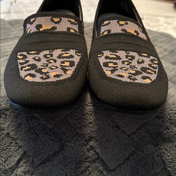 Clarks Black and Leopard Print Cloudsteppers Women's Loafers size 9 - Picture 6 of 7